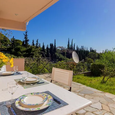 Maison With Near To The Apartment